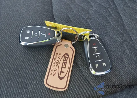 2018 Chevrolet Equinox Lt z USA, uszkodzony, nr VIN 3GNAXSEV2JS585469